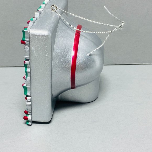 Hallmark 2005 Keepsake Ornament Thomas Kinkade Silent Night Painter of Light - Picture 5 of 13